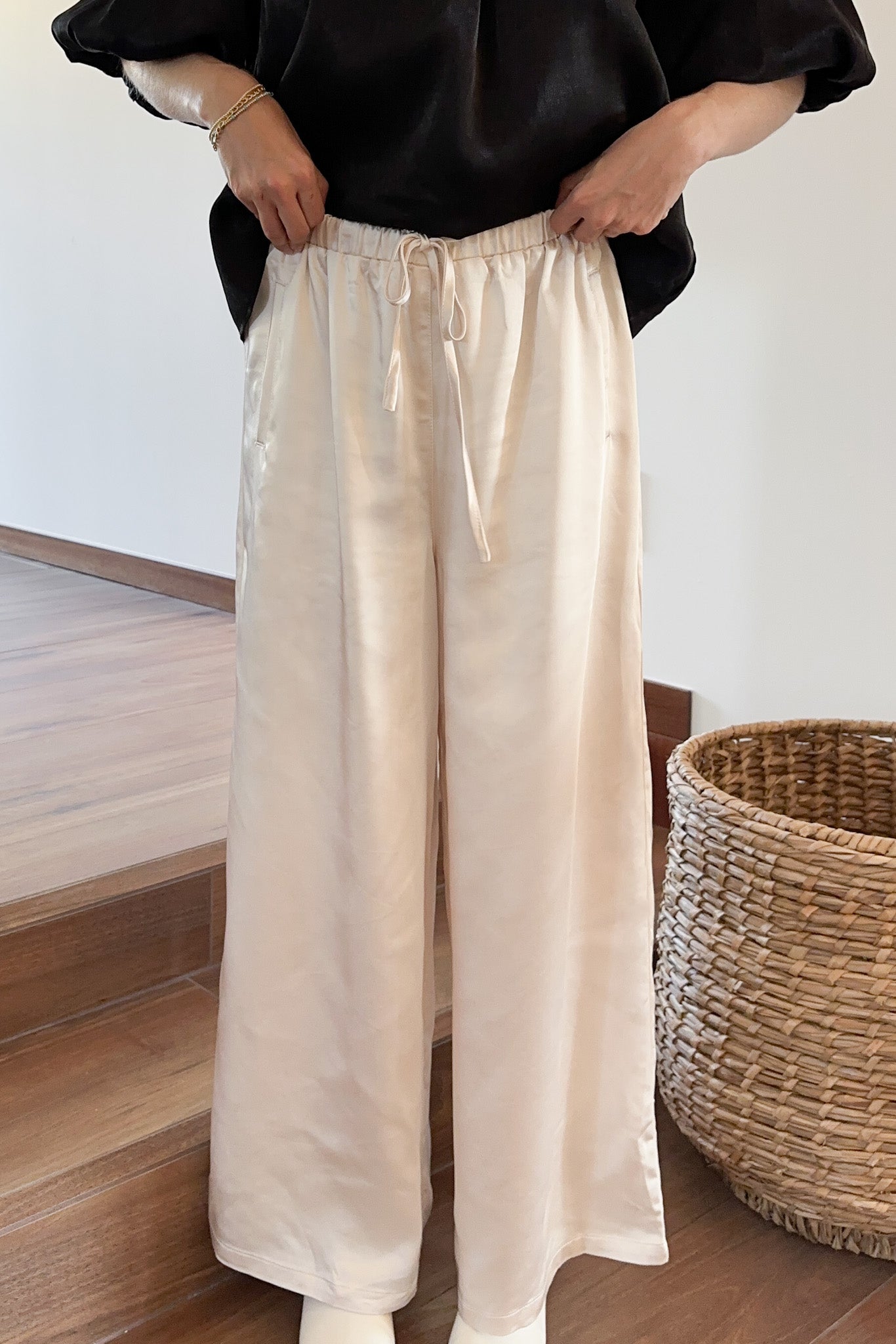 Night Out Satin Wide Leg Pants - Neutral Ground