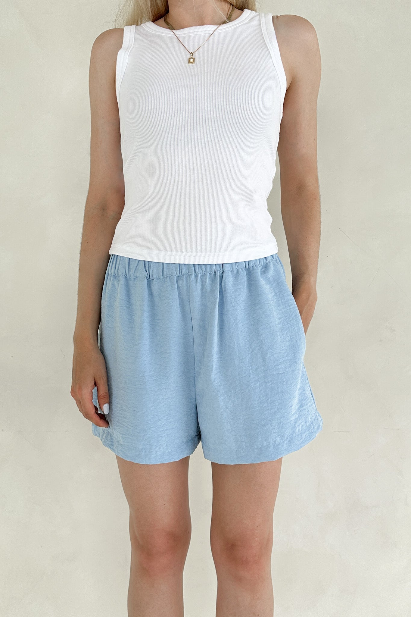 Oasis Woven Elastic Waist Shorts - Neutral Ground