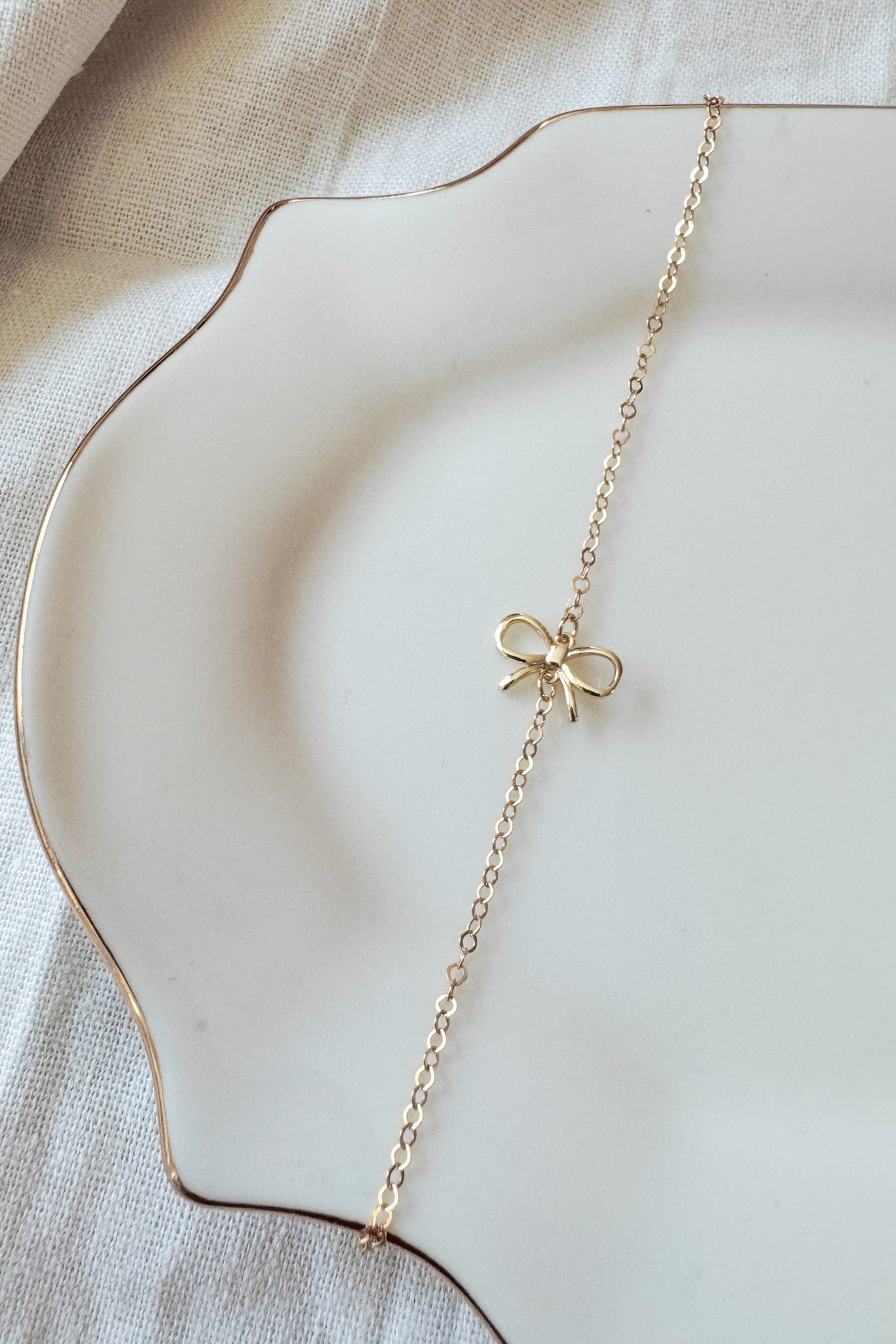 Olivia Dainty Ribbon Bracelet - Neutral Ground