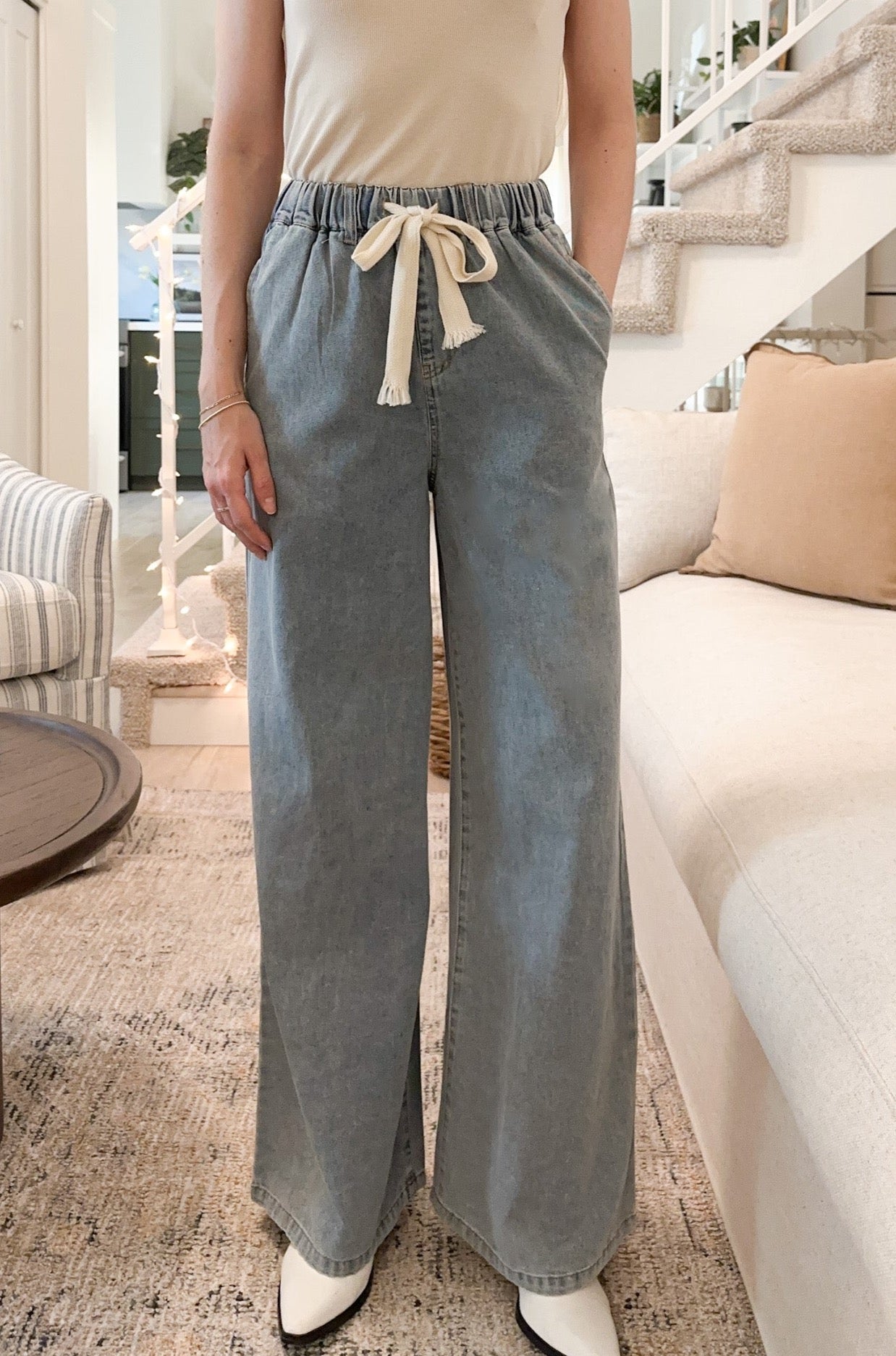Olivia Wide Leg Jeans - Neutral Ground