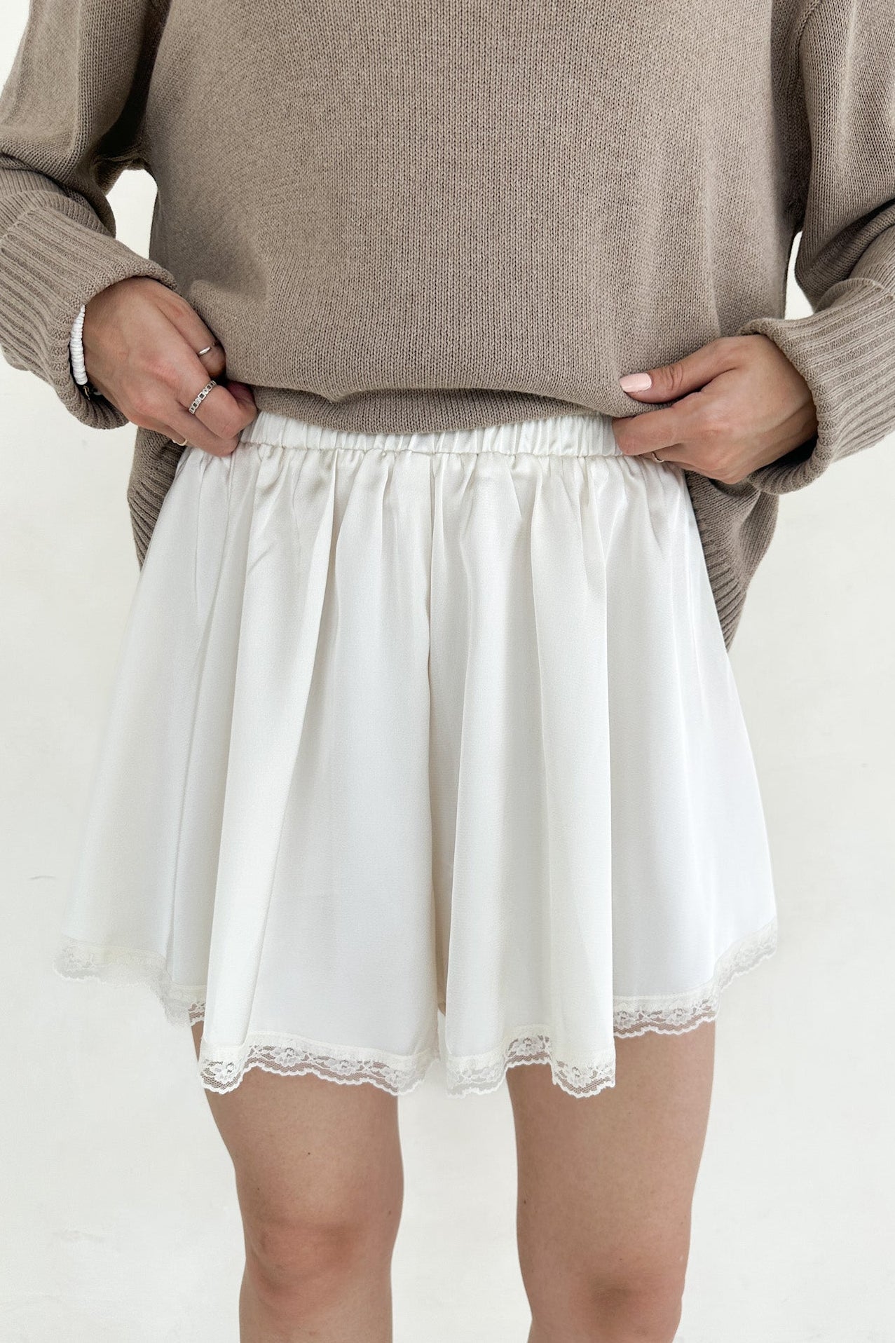 Primrose Satin Lace Shorts - Neutral Ground