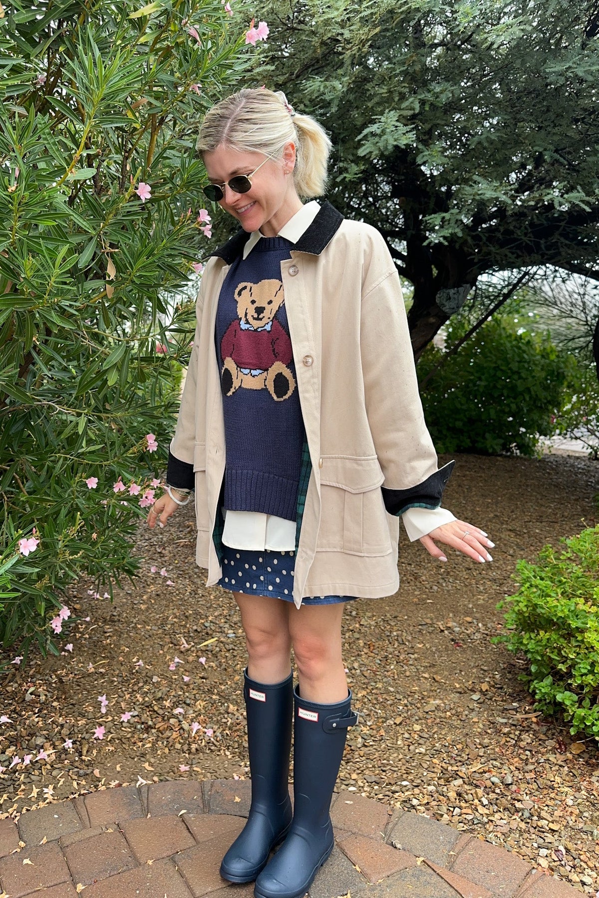 Ralphie Teddy Crew Neck Bear Sweater in Navy Blue - Neutral Ground