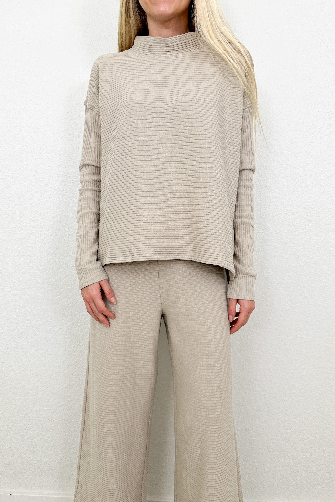 Remi Ribbed High Low Top - Neutral Ground