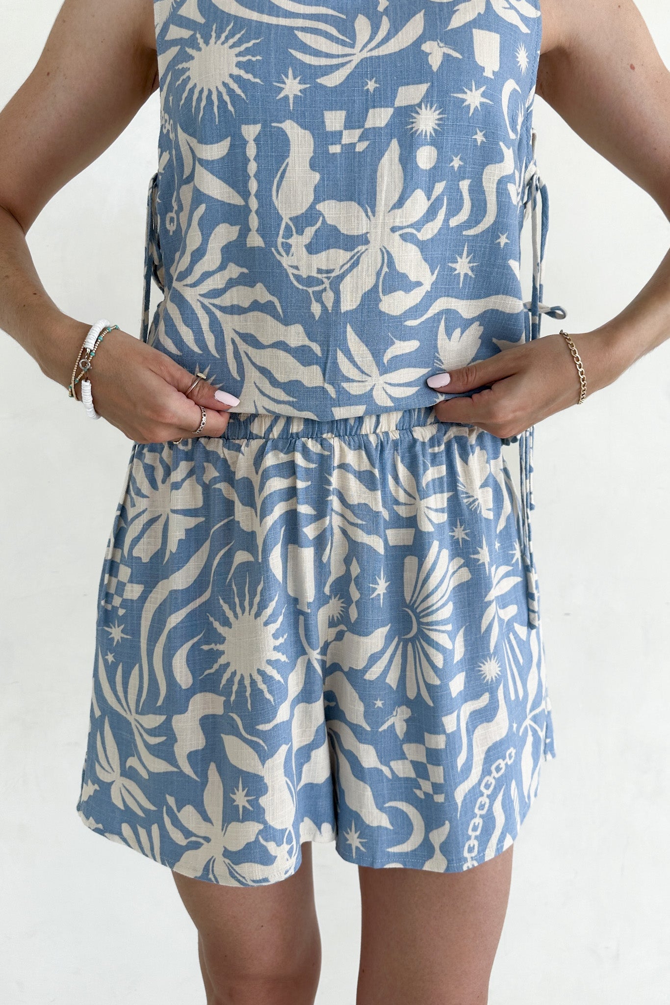 Renn Blue Wide Leg Tropical Print Woven Shorts - Neutral Ground