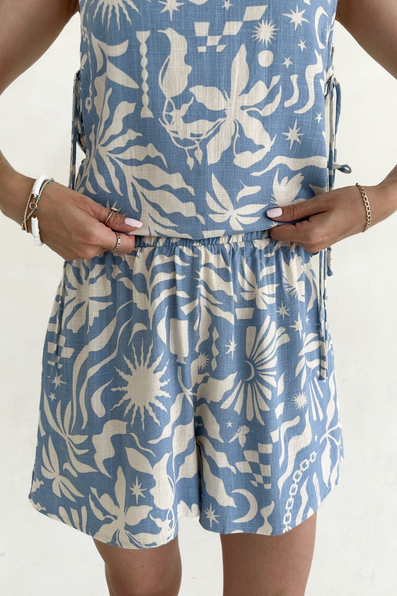 Renn Blue Wide Leg Tropical Print Woven Shorts - Neutral Ground