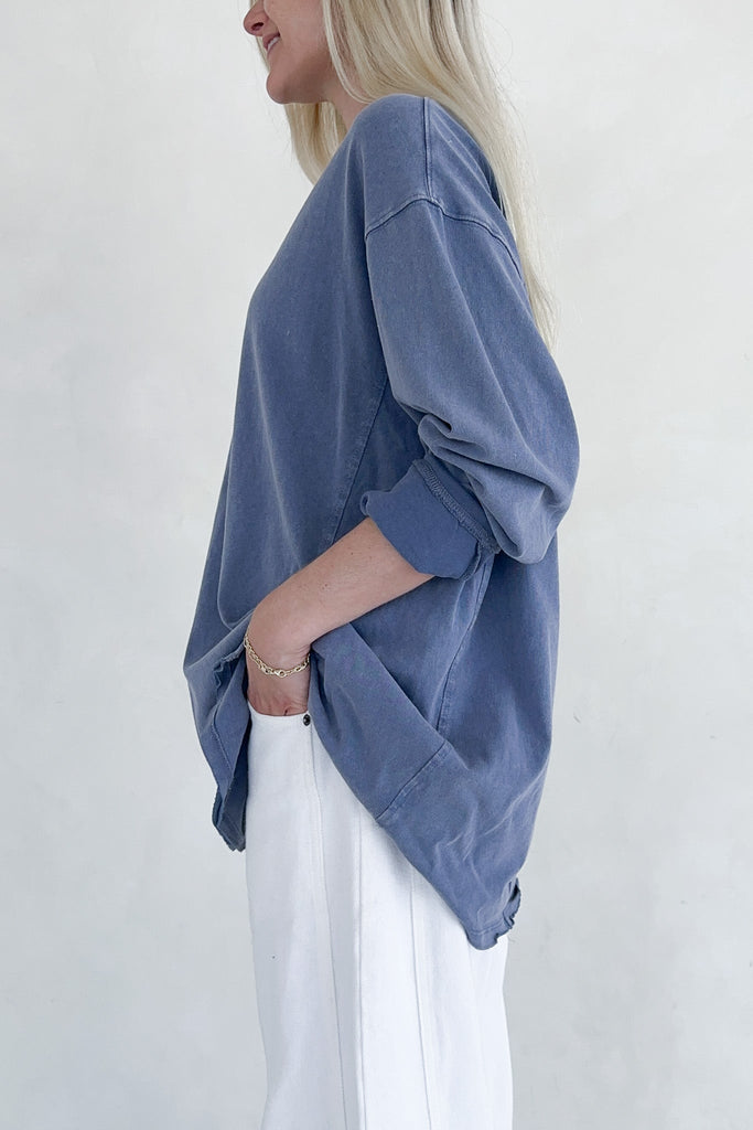 Riley Cotton Mineral Wash Long Sleeve Tee in Navy - Neutral Ground