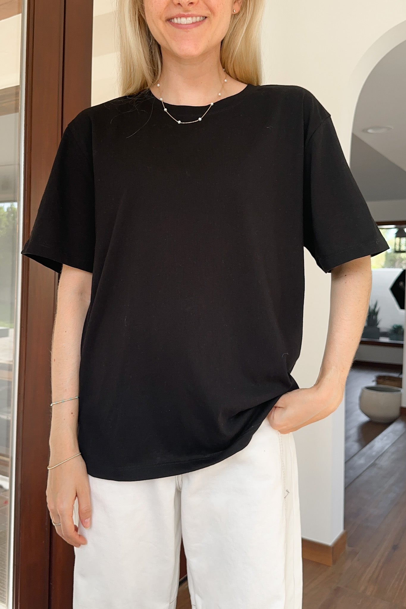 Ronan Short Sleeve Tee in Black - Neutral Ground