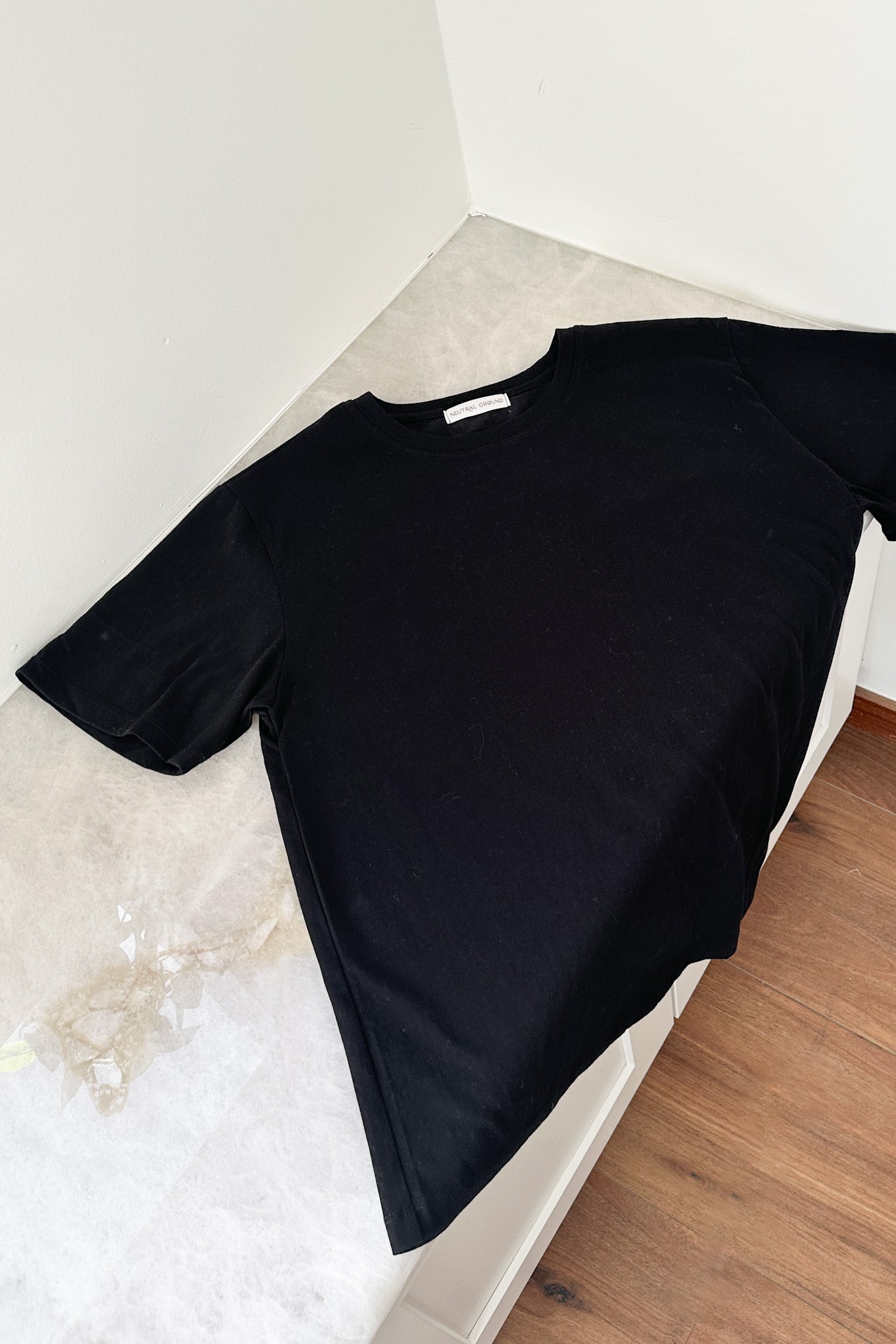 Ronan Short Sleeve Tee in Black - Neutral Ground