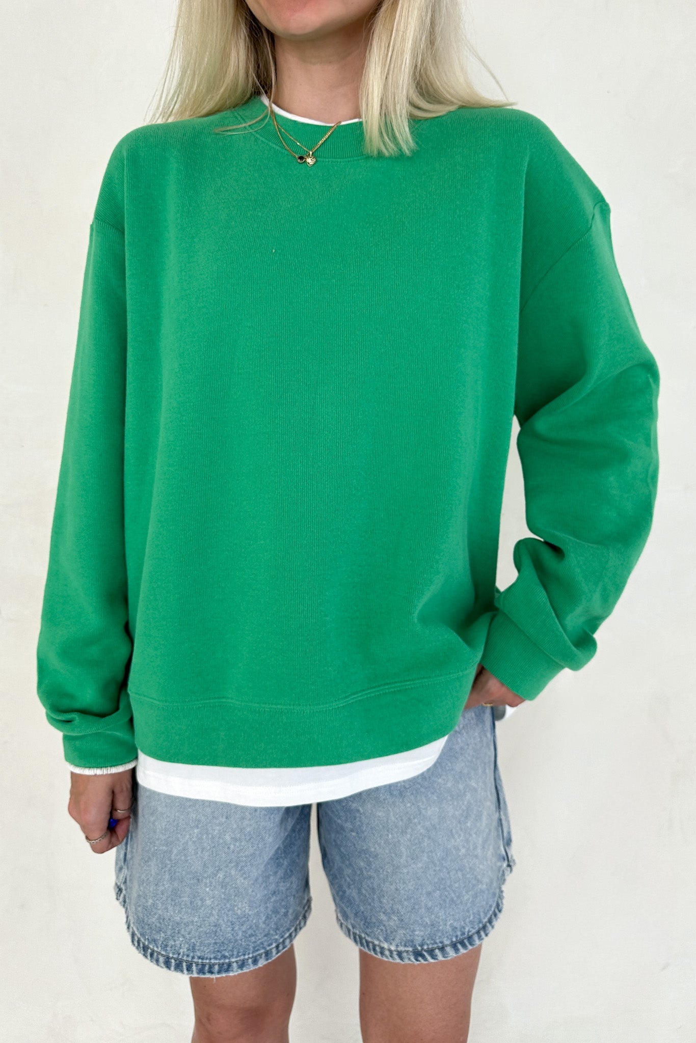 Sophie Crew Twofer Pullover in Kelly Green - Neutral Ground