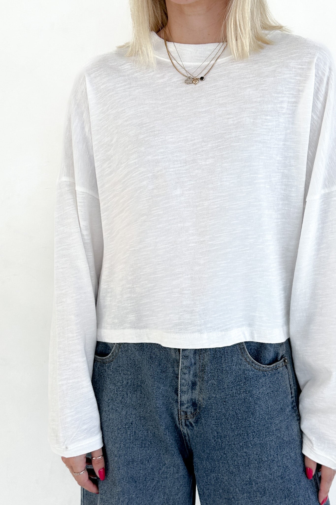 Studio Cropped Lightweight Long Sleeve Top in White - Neutral Ground