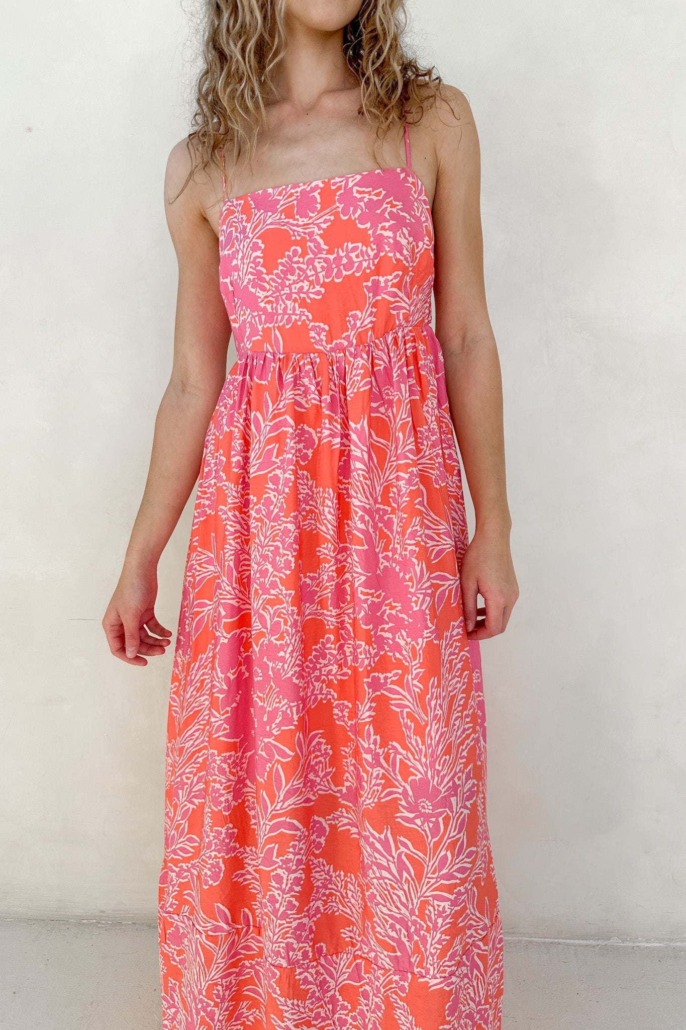 Sunset Floral Sleeveless Maxi Dress - Neutral Ground