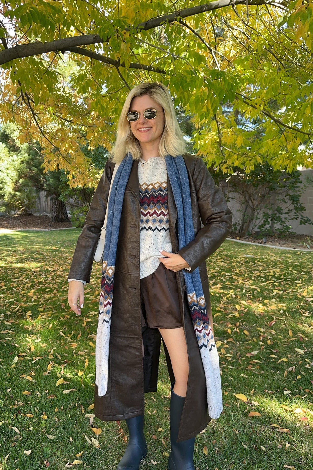 The Highlands Fair Isle Pullover Sweater in Maroon & Blue - Neutral Ground
