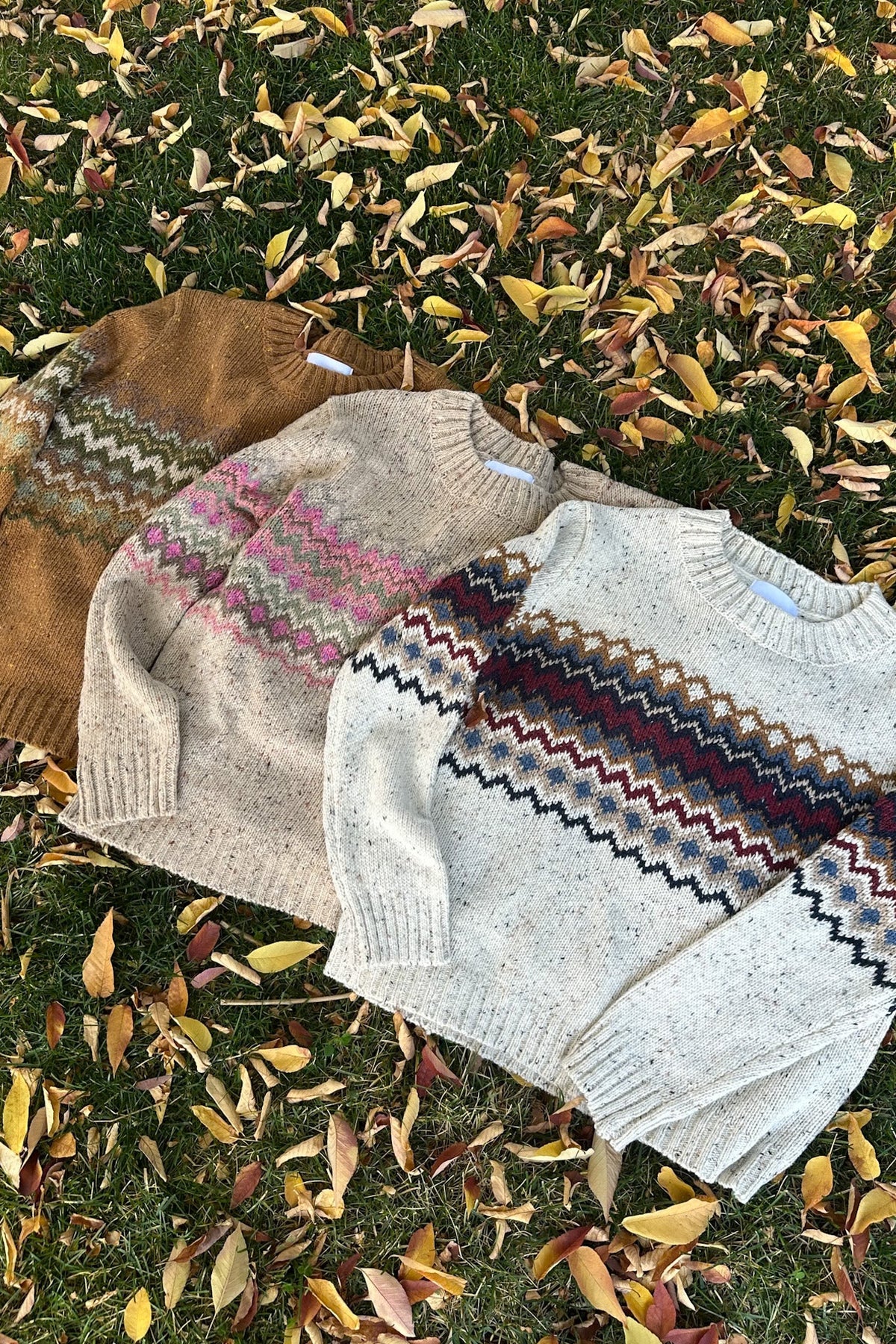 The Highlands Fair Isle Pullover Sweater in Maroon & Blue - Neutral Ground