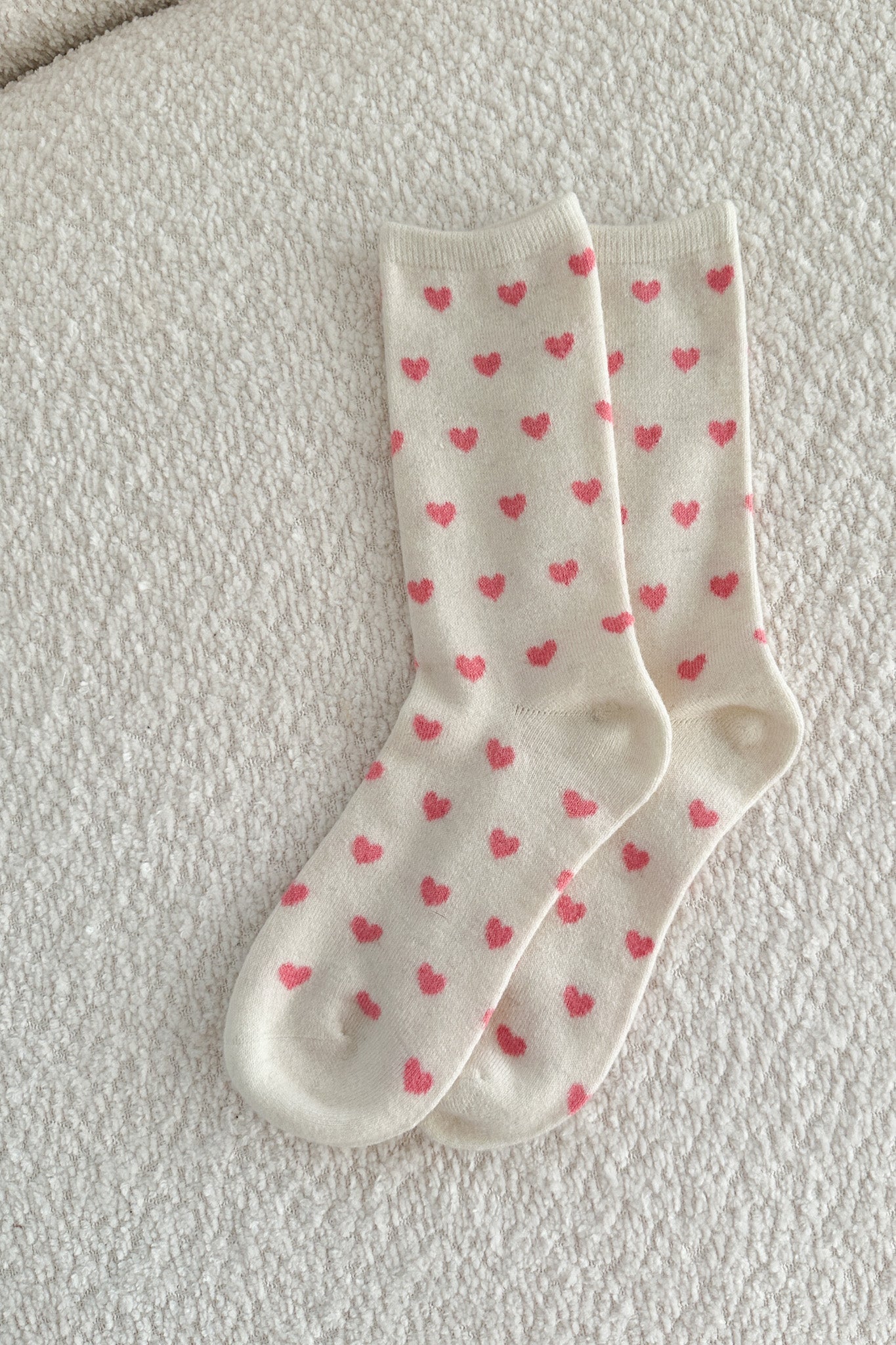 Tiny Heart Socks Cashmere Blend Crew Socks in White and Pink - Neutral Ground
