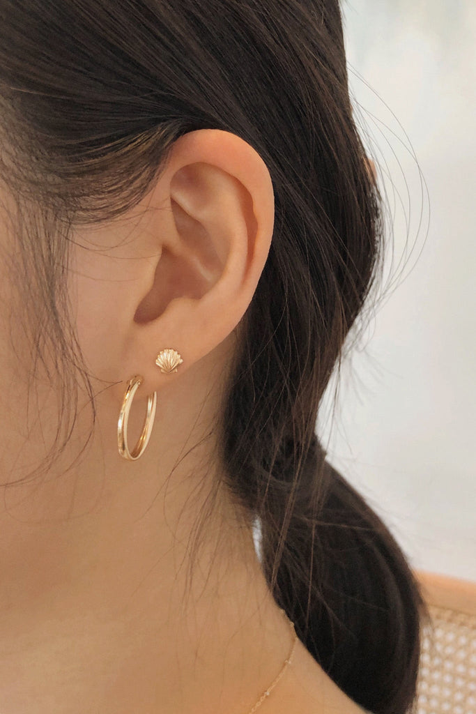 Tiny Seashell Stud Earrings - Neutral Ground