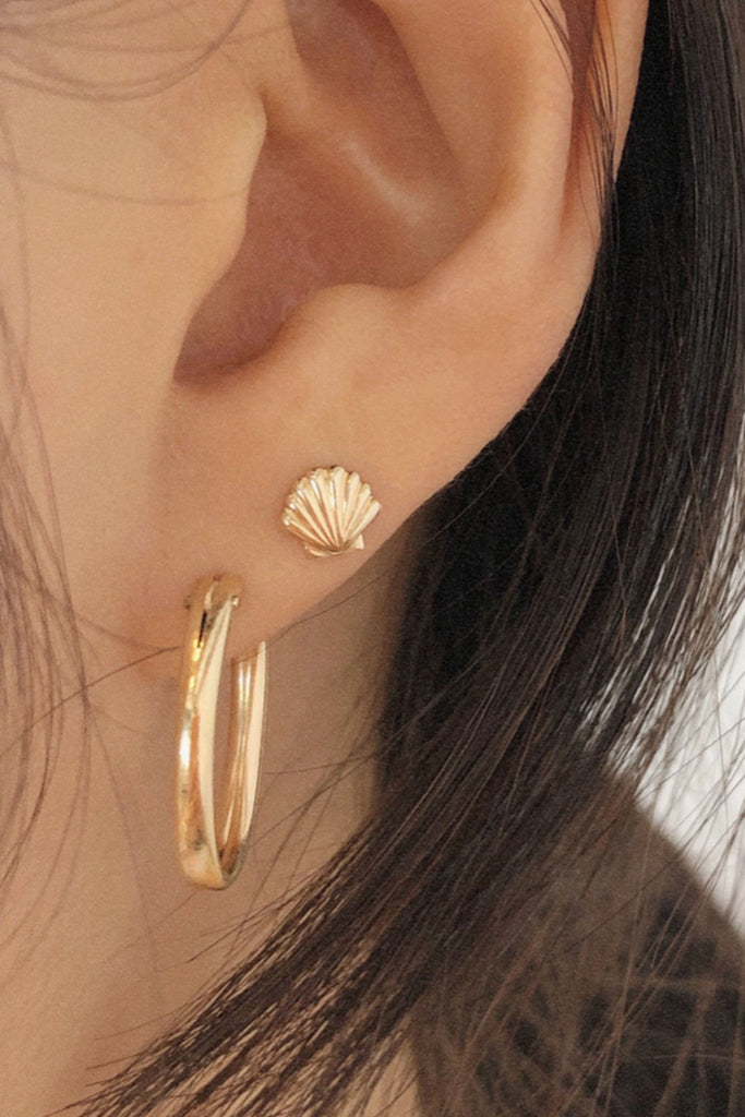 Tiny Seashell Stud Earrings - Neutral Ground