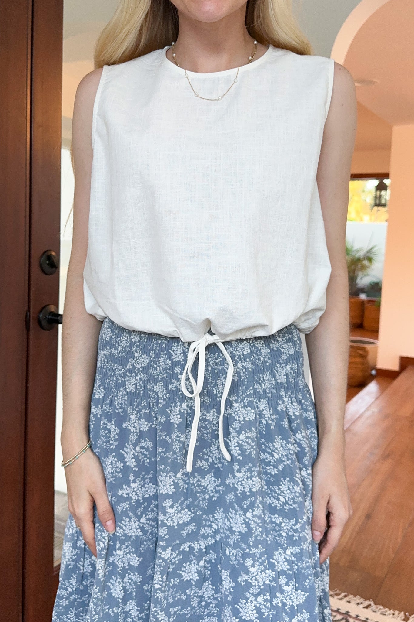 Vera Linen Bubble Hem Tank Top - Neutral Ground