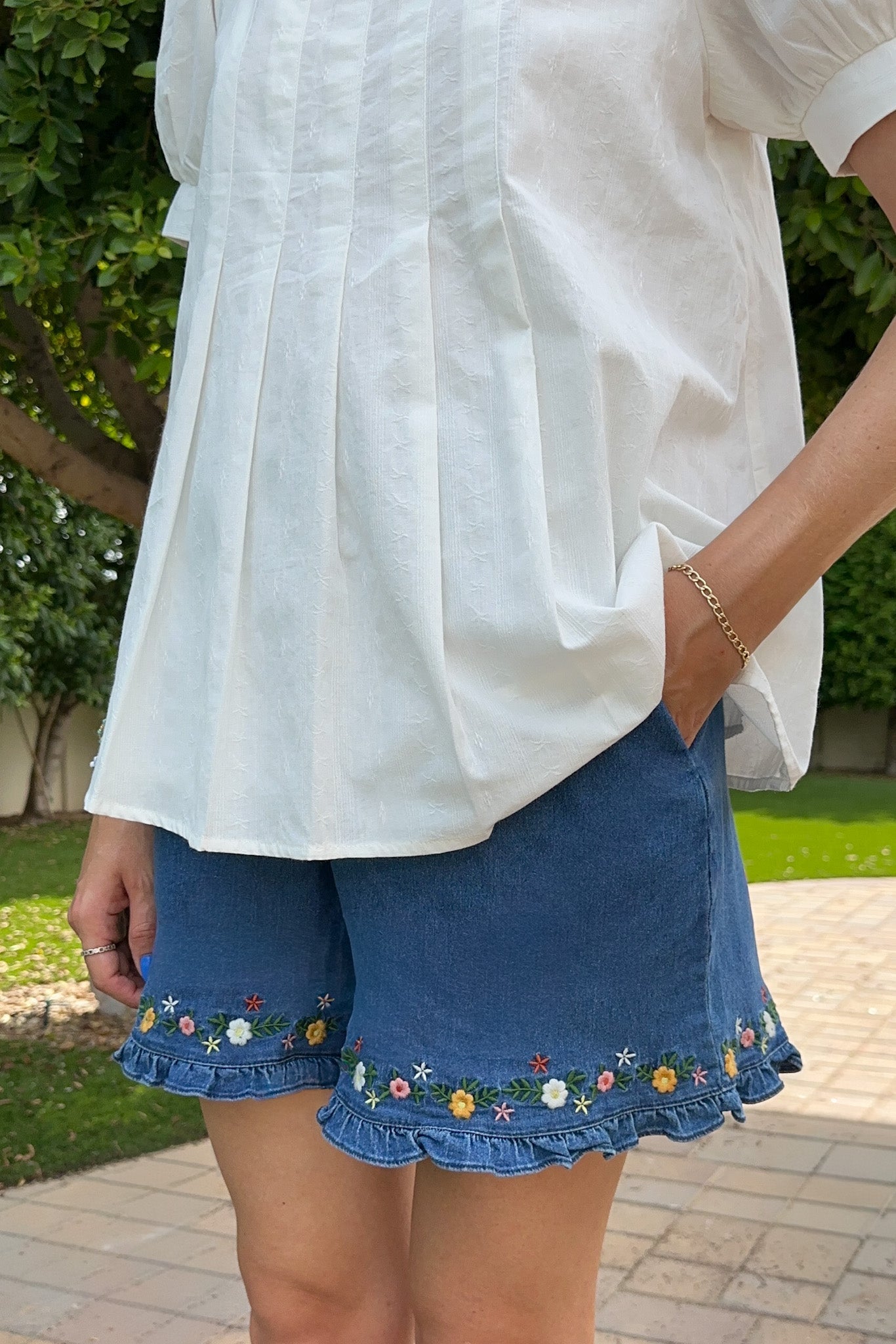 Wild flower Floral Embroidered Ruffle Denim Shorts - Neutral Ground