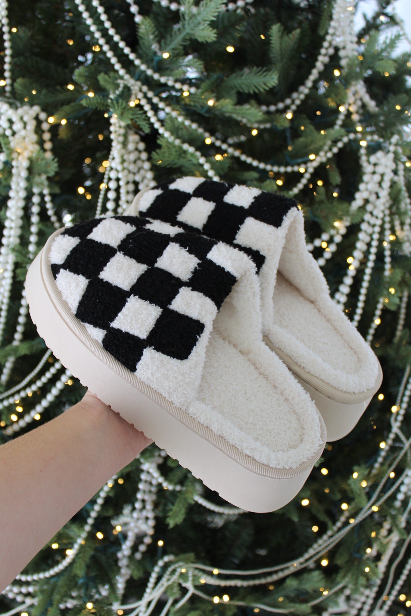 Willow Checkered Mule Slipper in Black - Neutral Ground