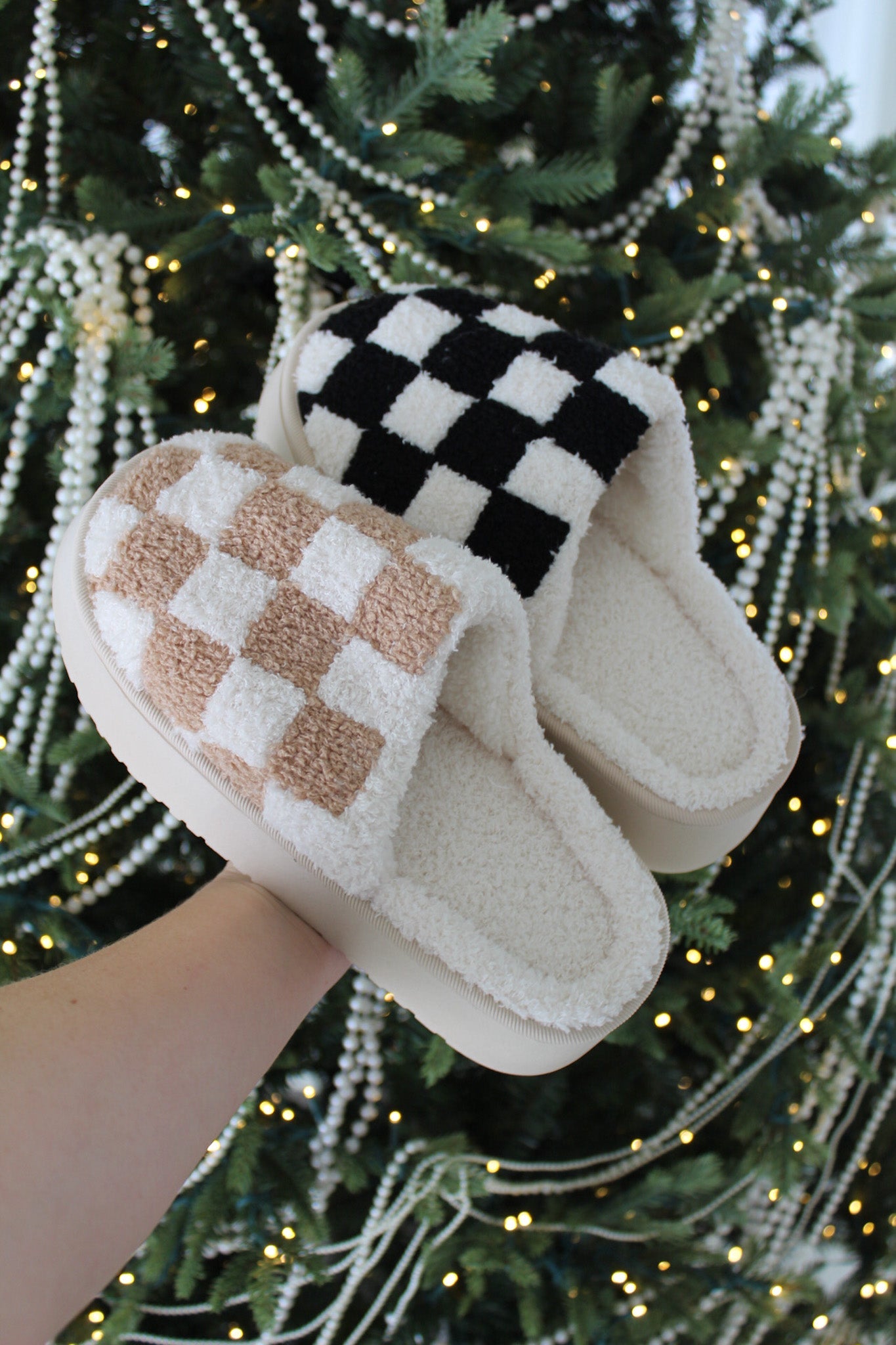 Willow Checkered Mule Slipper in Black - Neutral Ground