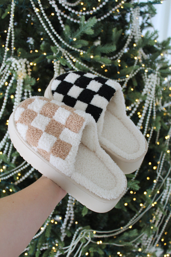 Willow Checkered Mule Slipper in Camel - Neutral Ground