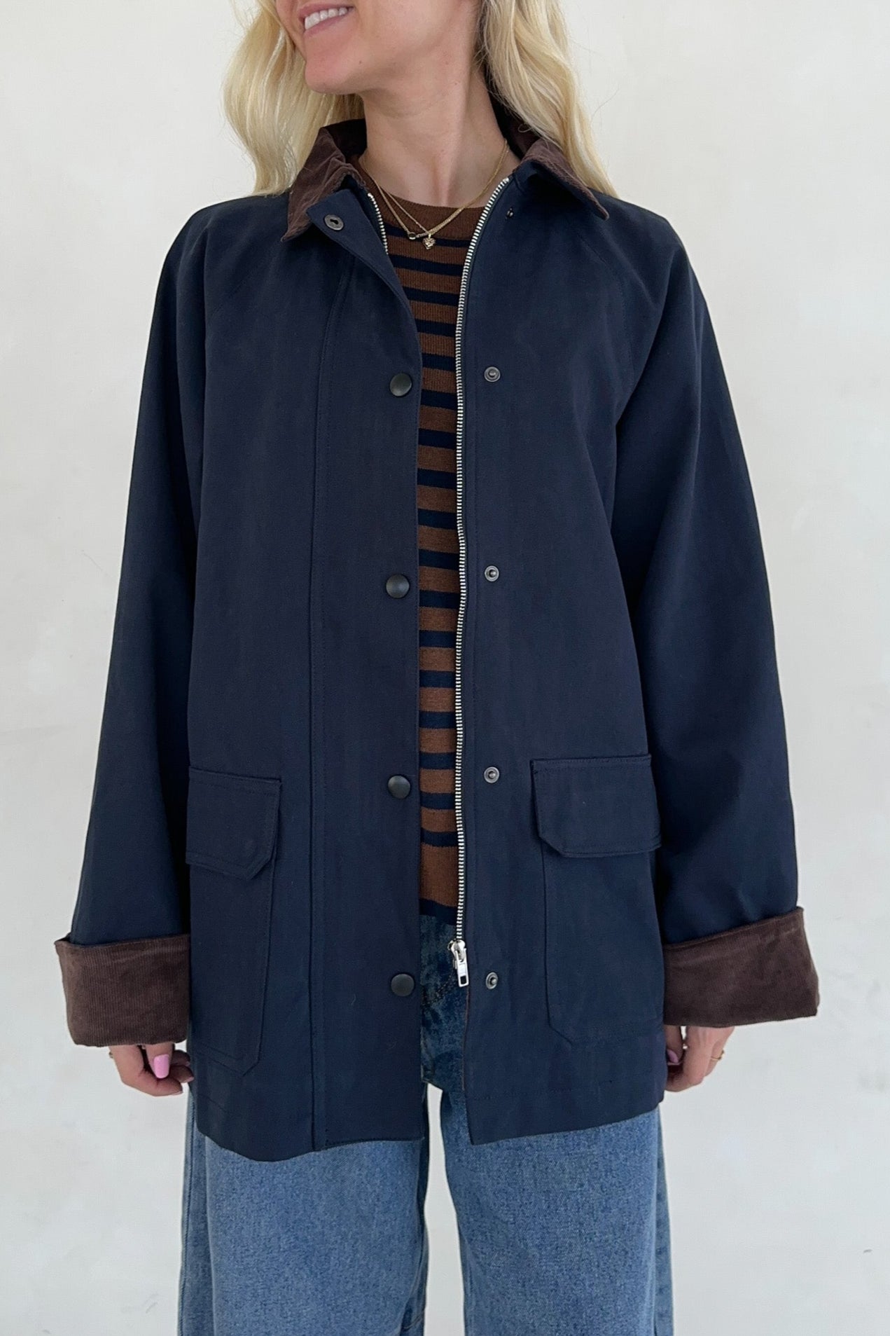Windsor Corduroy Detail Barn Jacket in Navy - Neutral Ground