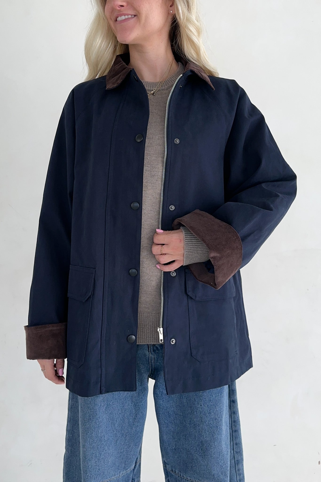 Windsor Corduroy Detail Barn Jacket in Navy - Neutral Ground