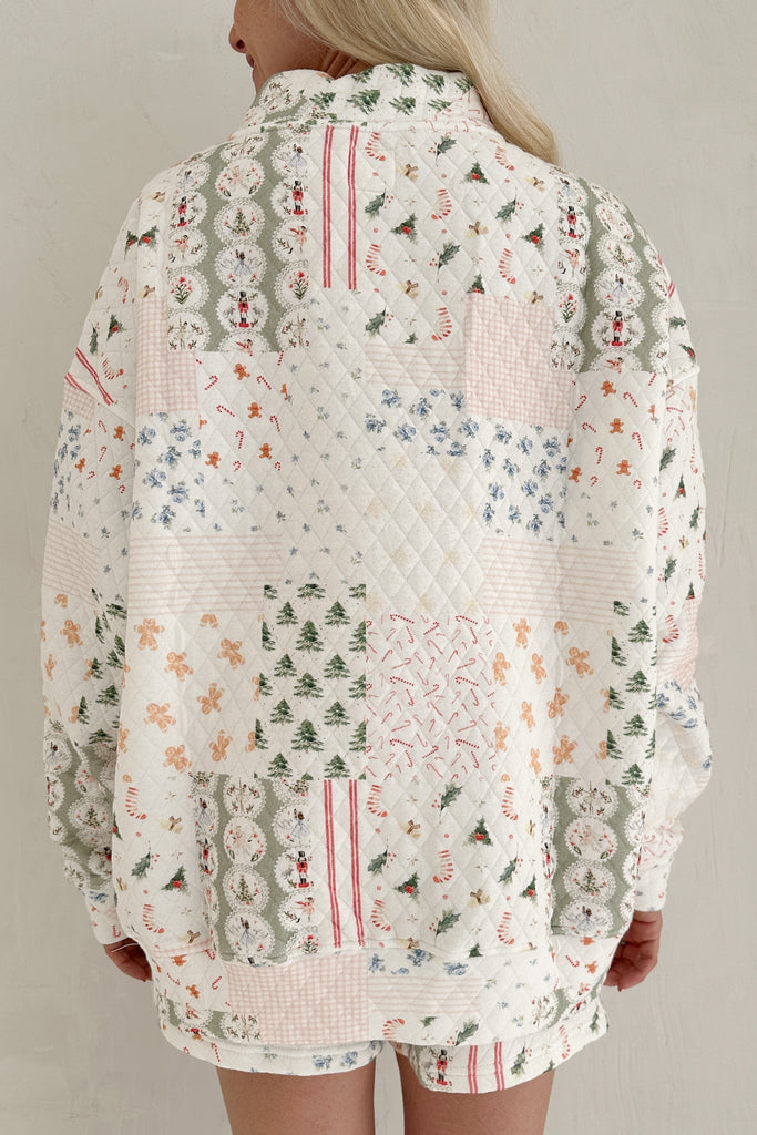 Wonderland Quilted Holiday Mockneck Sweatshirt - Neutral Ground