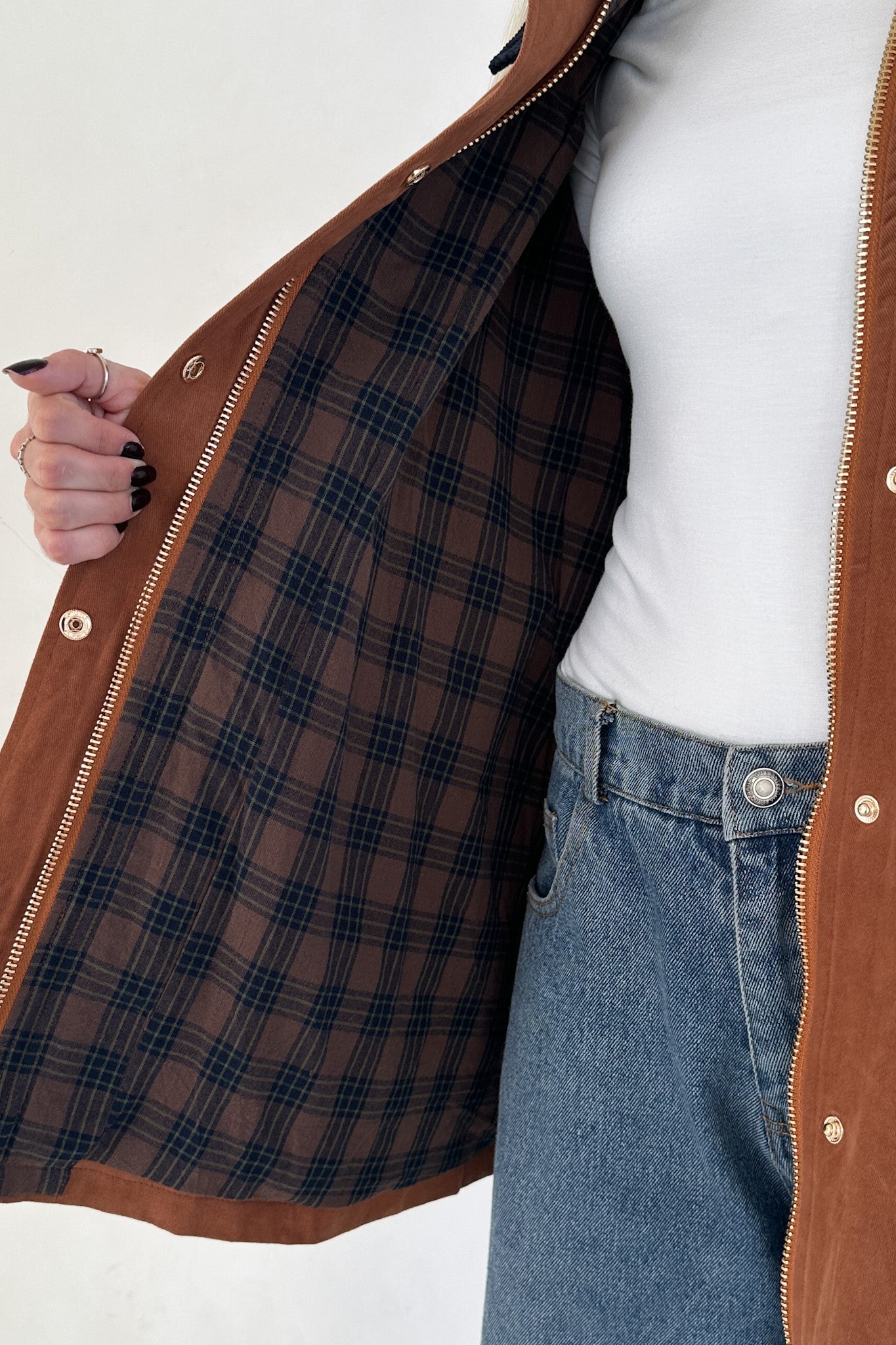 Wren Corduroy Collared Cotton Barn Jacket in Camel - Neutral Ground